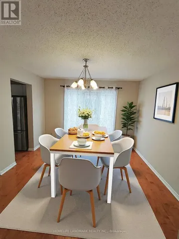 8 Opal Lane Ottawa ON K2J 2V7