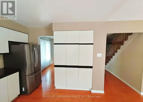 8 Opal Lane Ottawa ON K2J 2V7