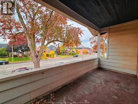 1342 Parent Avenue Windsor ON N8X 4J3