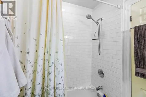 589 5th Avenue East Owen Sound ON N4K 2R4