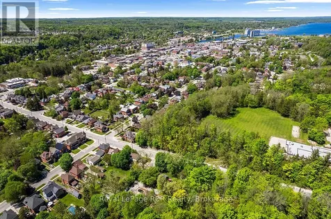 589 5th Avenue East Owen Sound ON N4K 2R4