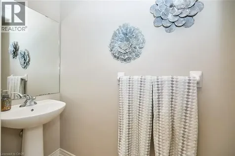 5052 Cassandra Drive Beamsville ON L0R 1B7