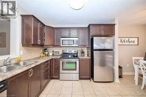 5052 Cassandra Drive Beamsville ON L0R 1B7