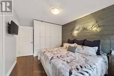 137 Rachael Avenue Ottawa ON K1H 6C5