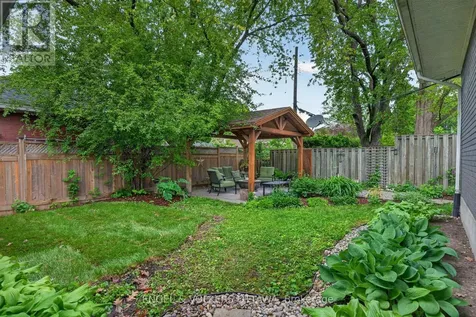137 Rachael Avenue Ottawa ON K1H 6C5