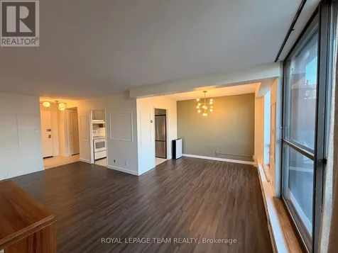 515 St Laurent Boulevard Ottawa ON K1K 3X5