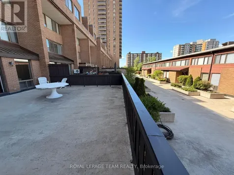 515 St Laurent Boulevard Ottawa ON K1K 3X5