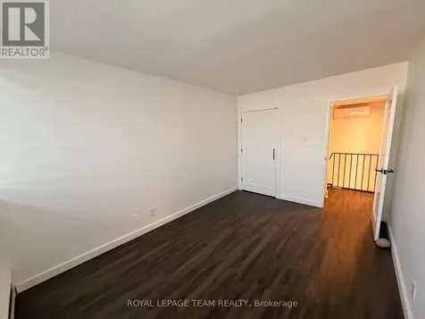 515 St Laurent Boulevard Ottawa ON K1K 3X5