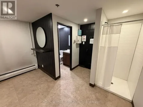 515 St Laurent Boulevard Ottawa ON K1K 3X5
