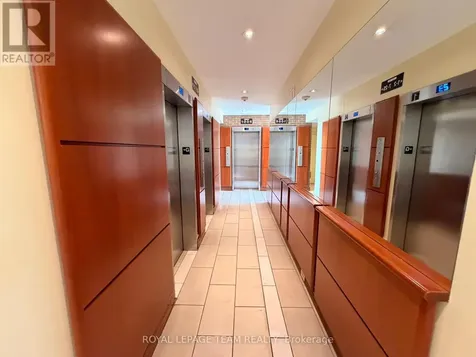515 St Laurent Boulevard Ottawa ON K1K 3X5