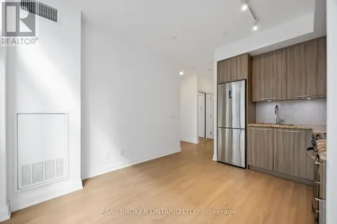 56 Annie Craig Drive Toronto (mimico) ON M8V 0C5