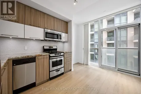 56 Annie Craig Drive Toronto (mimico) ON M8V 0C5