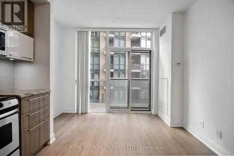 56 Annie Craig Drive Toronto (mimico) ON M8V 0C5
