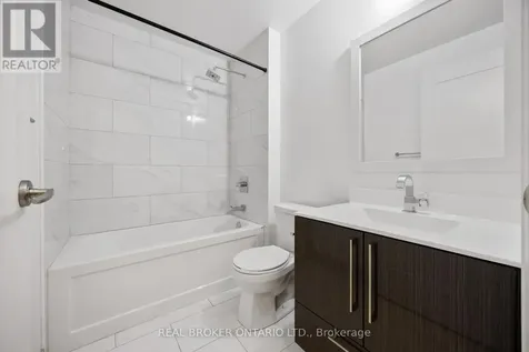 56 Annie Craig Drive Toronto (mimico) ON M8V 0C5