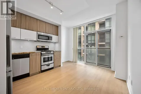 56 Annie Craig Drive Toronto (mimico) ON M8V 0C5