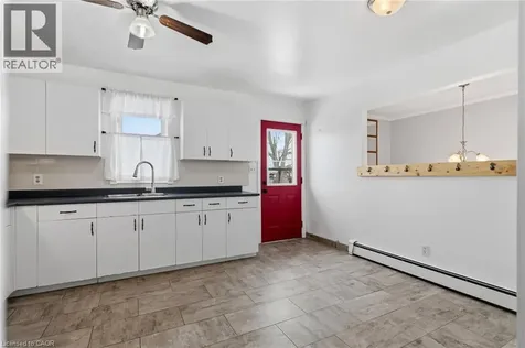 379 Southworth Street South Welland ON L3B 2A1