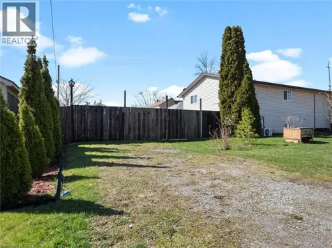 379 Southworth Street South Welland ON L3B 2A1