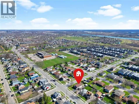 379 Southworth Street South Welland ON L3B 2A1