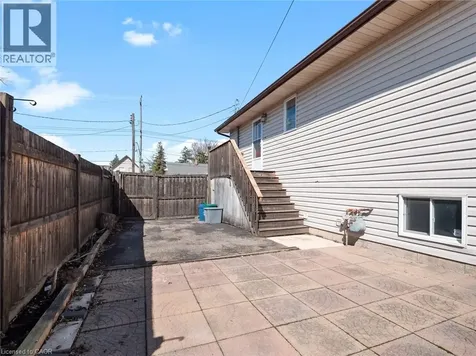 379 Southworth Street South Welland ON L3B 2A1