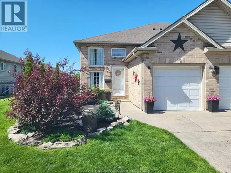 2324 Lamont Street Windsor ON N9E 4X3
