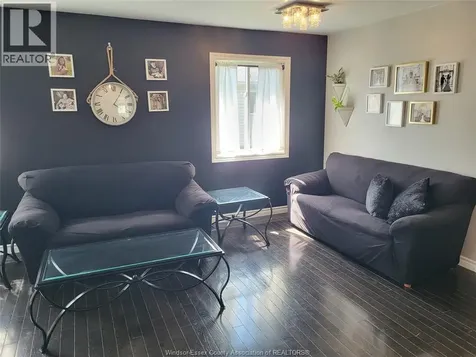 2324 Lamont Street Windsor ON N9E 4X3