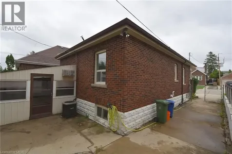 278 Huxley Avenue South Hamilton ON L8K 2R4