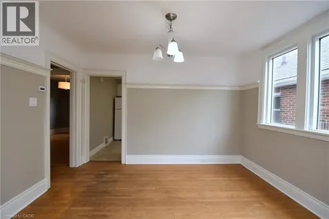 278 Huxley Avenue South Hamilton ON L8K 2R4