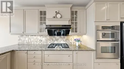58 Emerald Hts Drive West Whitchurch-stouffville ON L4A 0C8