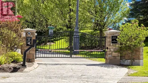 58 Emerald Hts Drive West Whitchurch-stouffville ON L4A 0C8