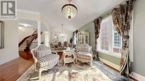 58 Emerald Hts Drive West Whitchurch-stouffville ON L4A 0C8