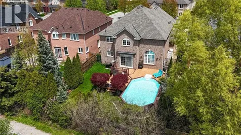 2461 Whistling Springs Crescent Oakville ON L6M 5G4