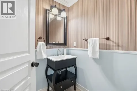 2461 Whistling Springs Crescent Oakville ON L6M 5G4