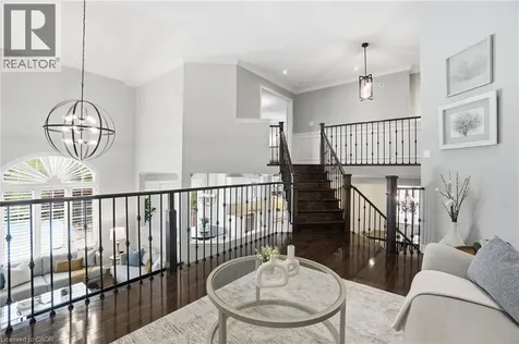2461 Whistling Springs Crescent Oakville ON L6M 5G4