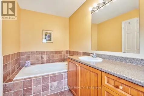 121 Sorento Street Ottawa ON K2J 0B1