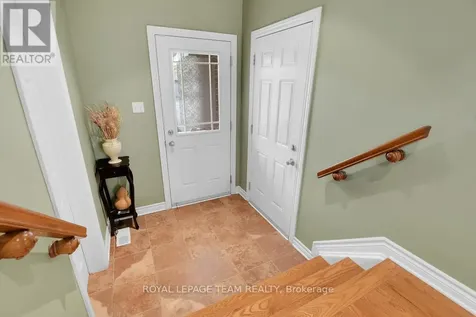 121 Sorento Street Ottawa ON K2J 0B1