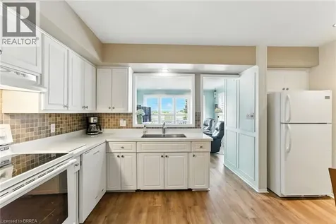 207 Robinson Road Brantford ON N3T 5L7