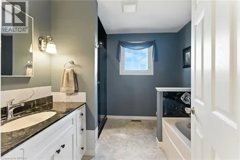 207 Robinson Road Brantford ON N3T 5L7