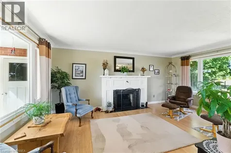 207 Robinson Road Brantford ON N3T 5L7