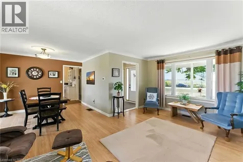 207 Robinson Road Brantford ON N3T 5L7