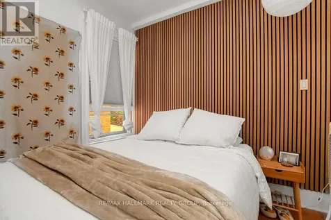 120 Strathcona Avenue Ottawa ON K1S 1X6