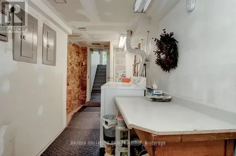 120 Strathcona Avenue Ottawa ON K1S 1X6