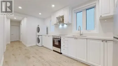 8 Airley Crescent Toronto (east York) ON M4J 4H6