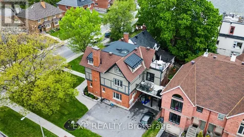 559 Parkdale Avenue Ottawa ON K1Y 1H9