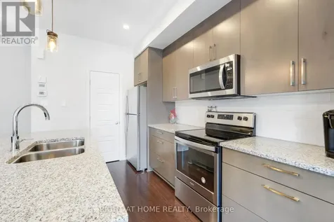 554 Labrador Crescent Ottawa ON K1T 0R4