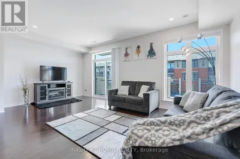 554 Labrador Crescent Ottawa ON K1T 0R4