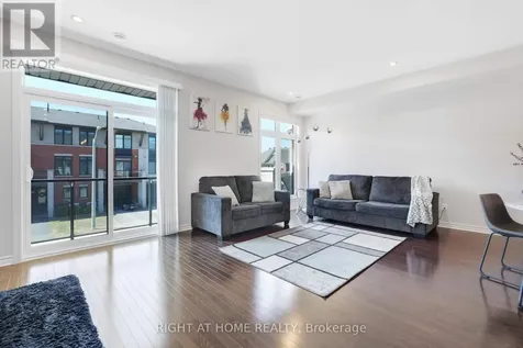 554 Labrador Crescent Ottawa ON K1T 0R4