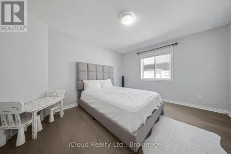 795 Robert Ferrie Drive Kitchener ON N2R 0B9