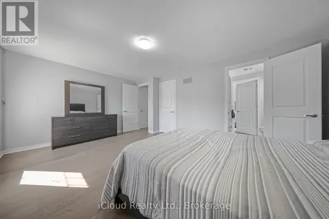 795 Robert Ferrie Drive Kitchener ON N2R 0B9