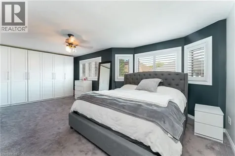65 Niska Drive Waterdown ON L8B 0M4