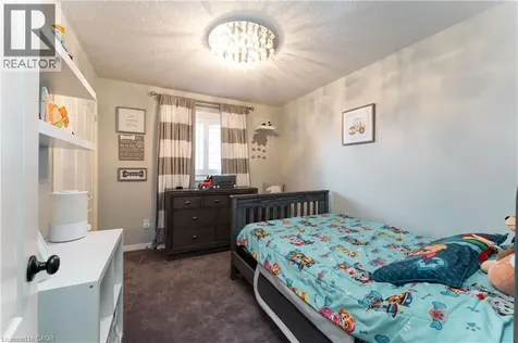 65 Niska Drive Waterdown ON L8B 0M4